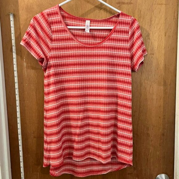 🐻Size S - LulaRoe - Red Stripe Short Sleeve Knit Pullover - Picture 1 of 6